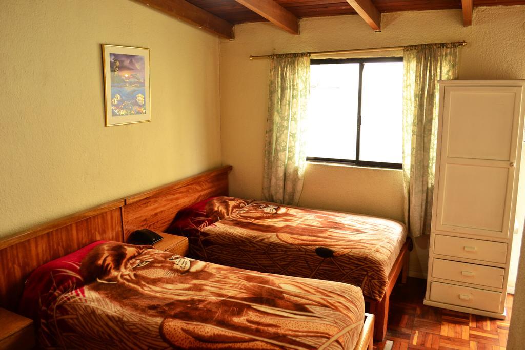 Hostal Loro Verde Quito Dış mekan fotoğraf